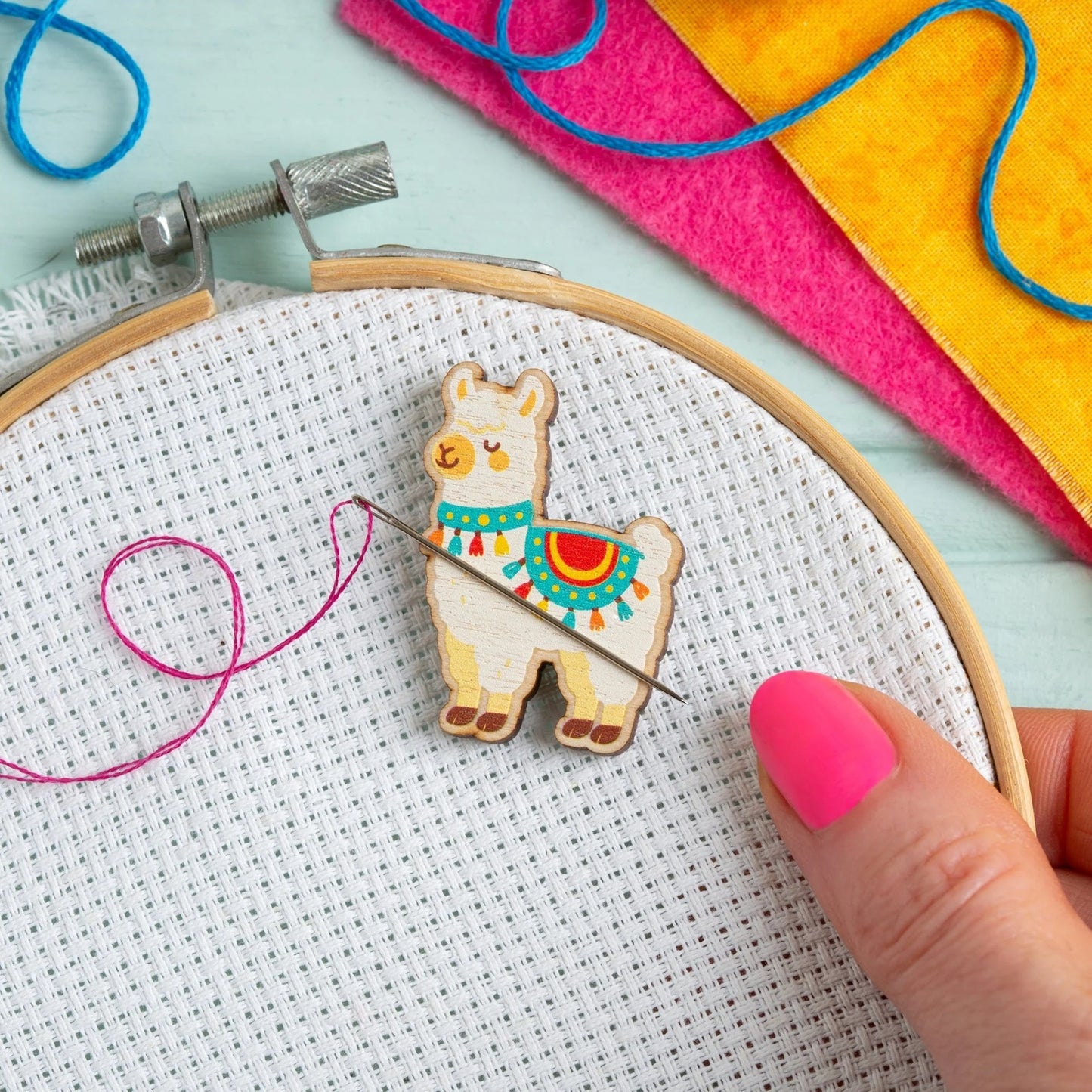 Alpaca Needle Minder