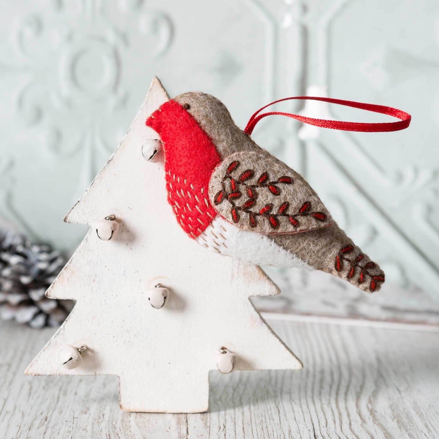 NEW! Embroider a Corinne Lapierre Robin ornament