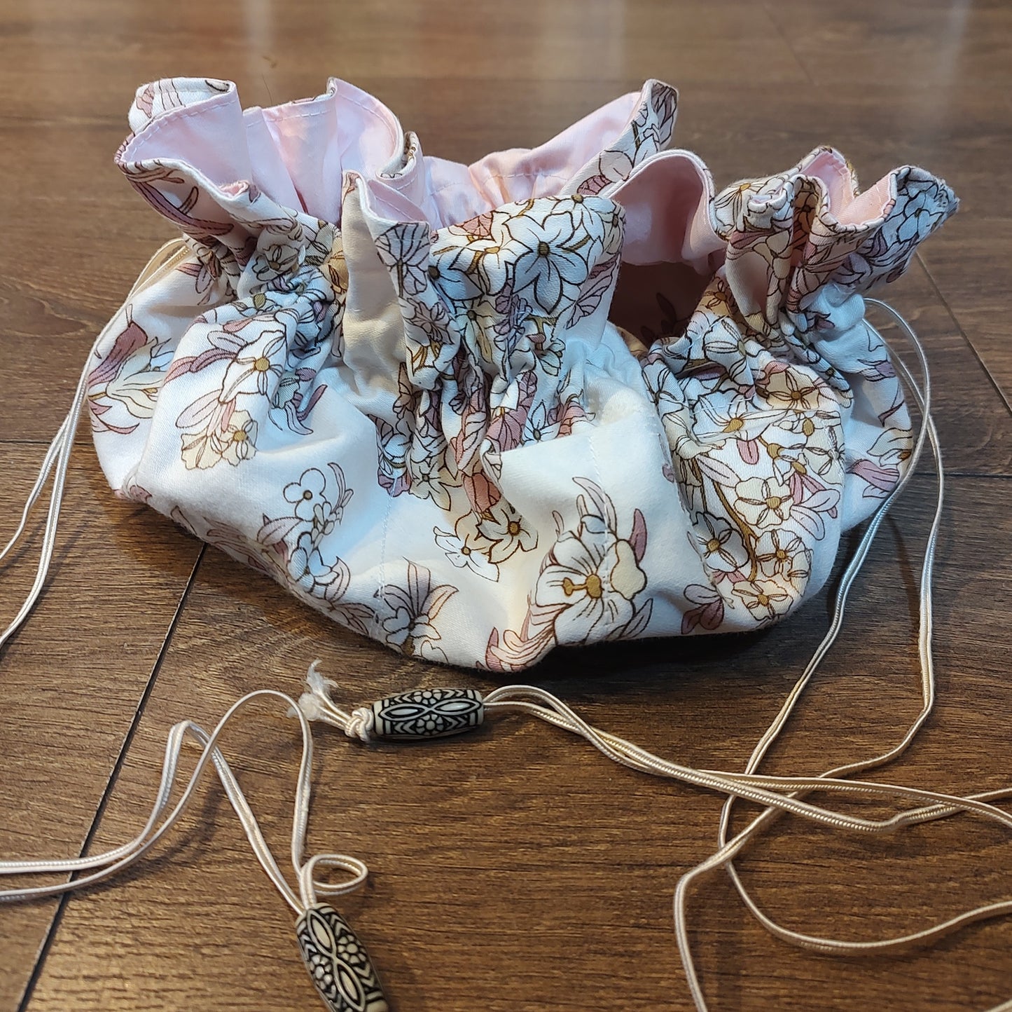Bag - Handmade open-flat drawstring bag - Pink and cream floral print
