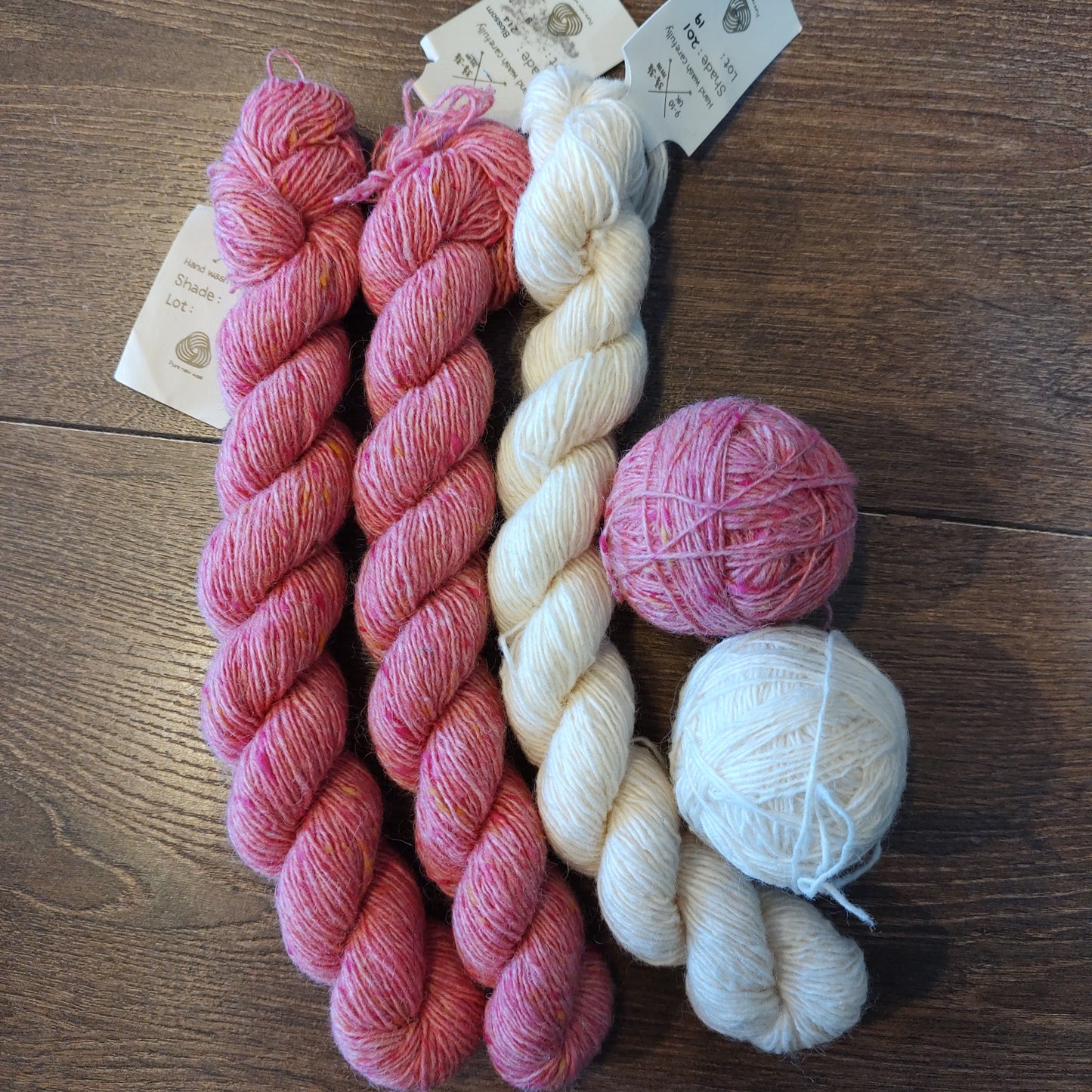 Yarn - Rowan light tweed 4ply - 42