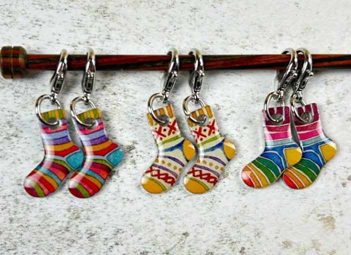 Stitch markers & storage tins