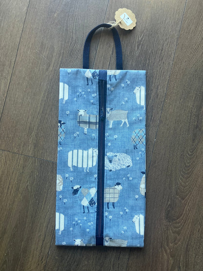 Expandable Needle Case