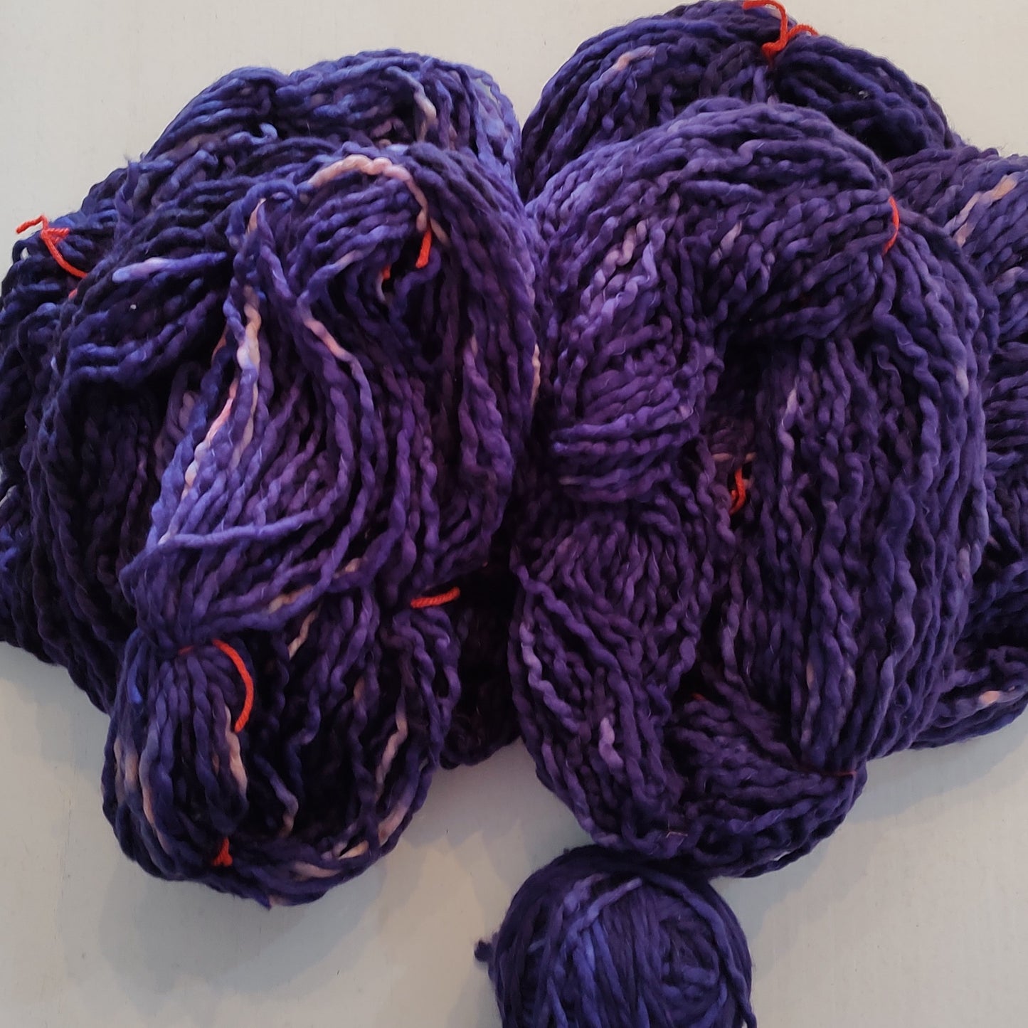 Yarn - Unknown hand-dyed