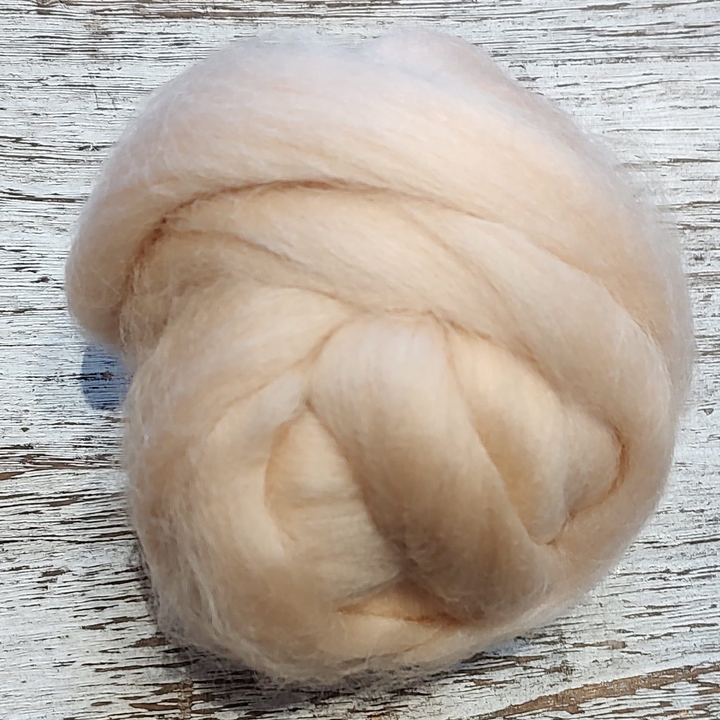 Dyed Corriedale tops