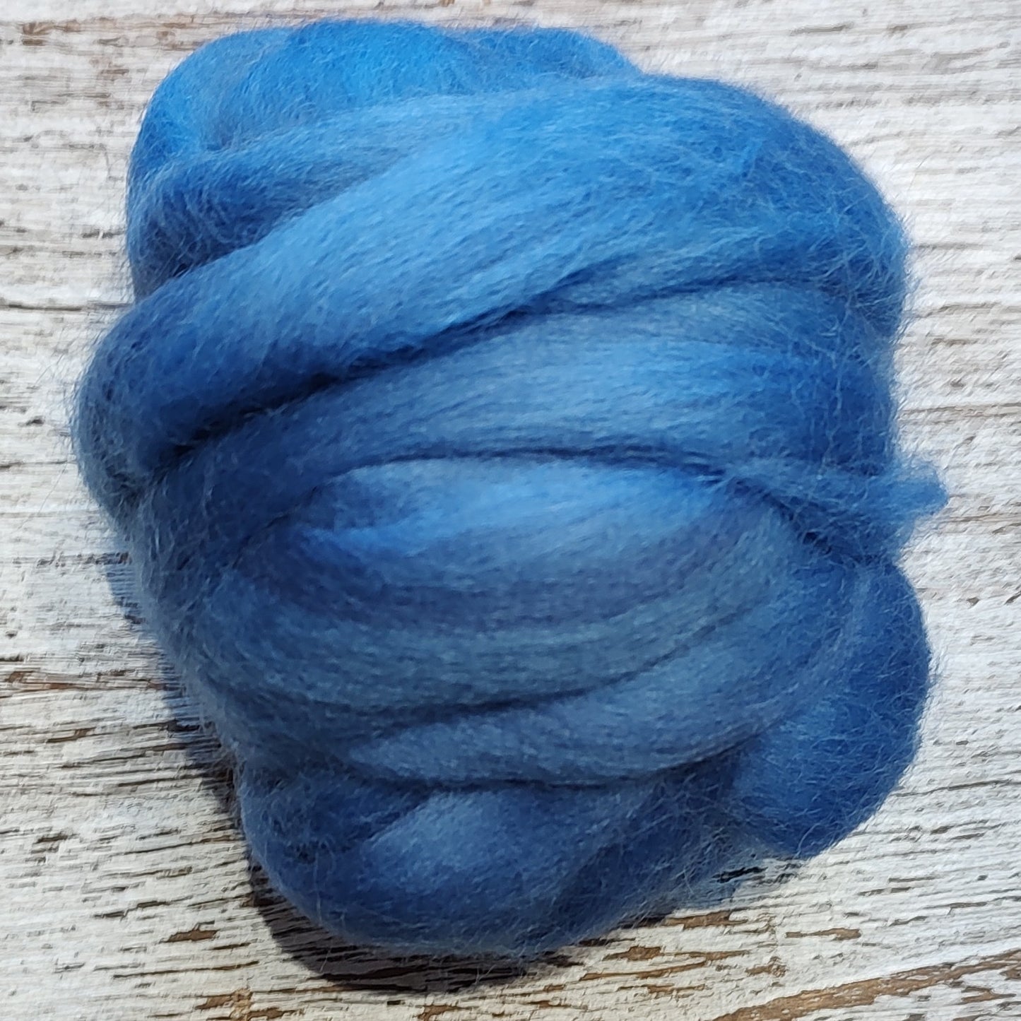 Dyed Corriedale tops