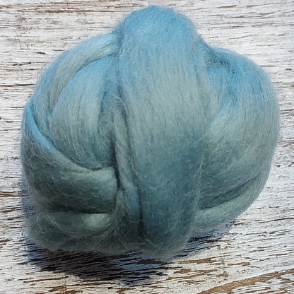 Dyed Corriedale tops