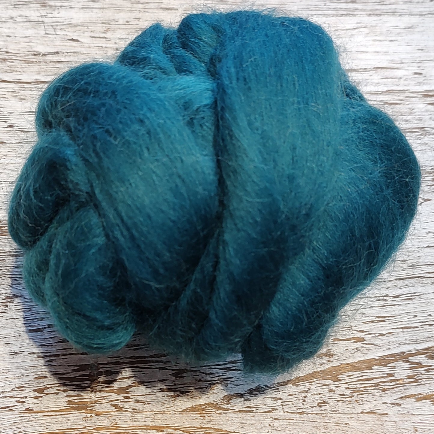 Dyed Corriedale tops