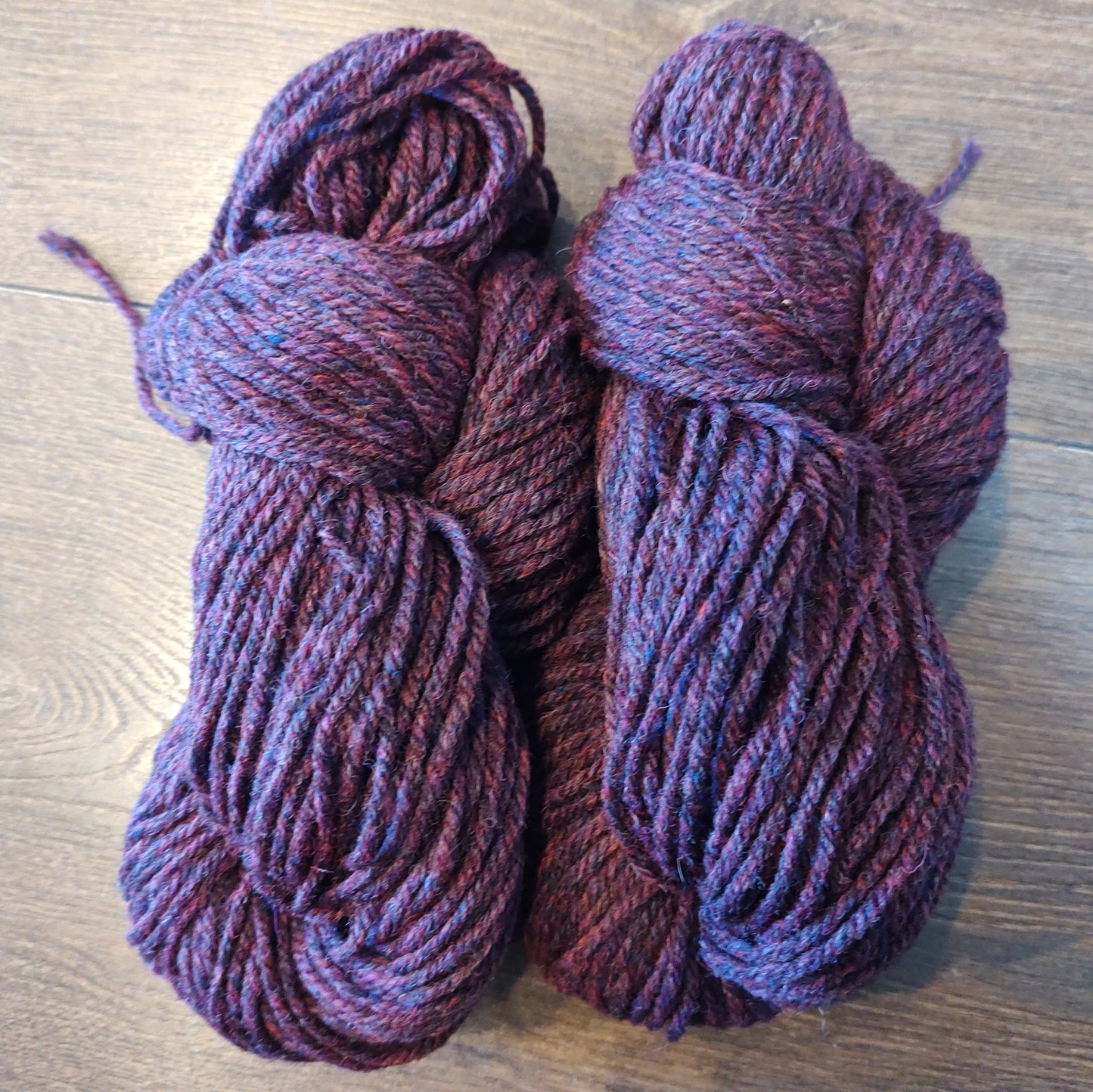 Yarn - Tweedy purple yarn - 41