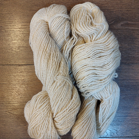 Yarn - Handspun yarn Natural Cream- 52
