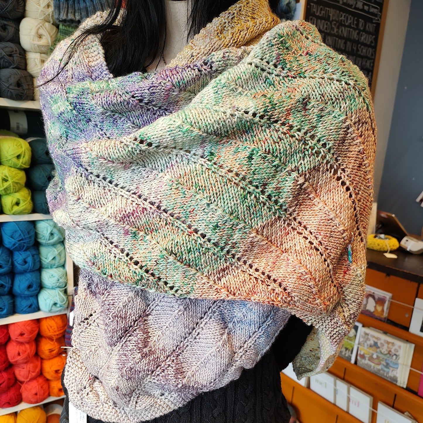 Handmade - Pelargonium Shawl - 2