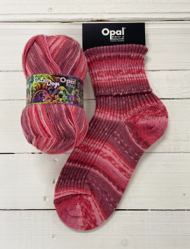 Opal Cats & Dogs 4 ply