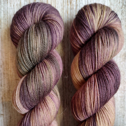 The Camel's Yarn standard sock 4 ply