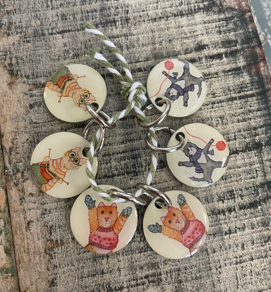 Stitch markers & storage tins